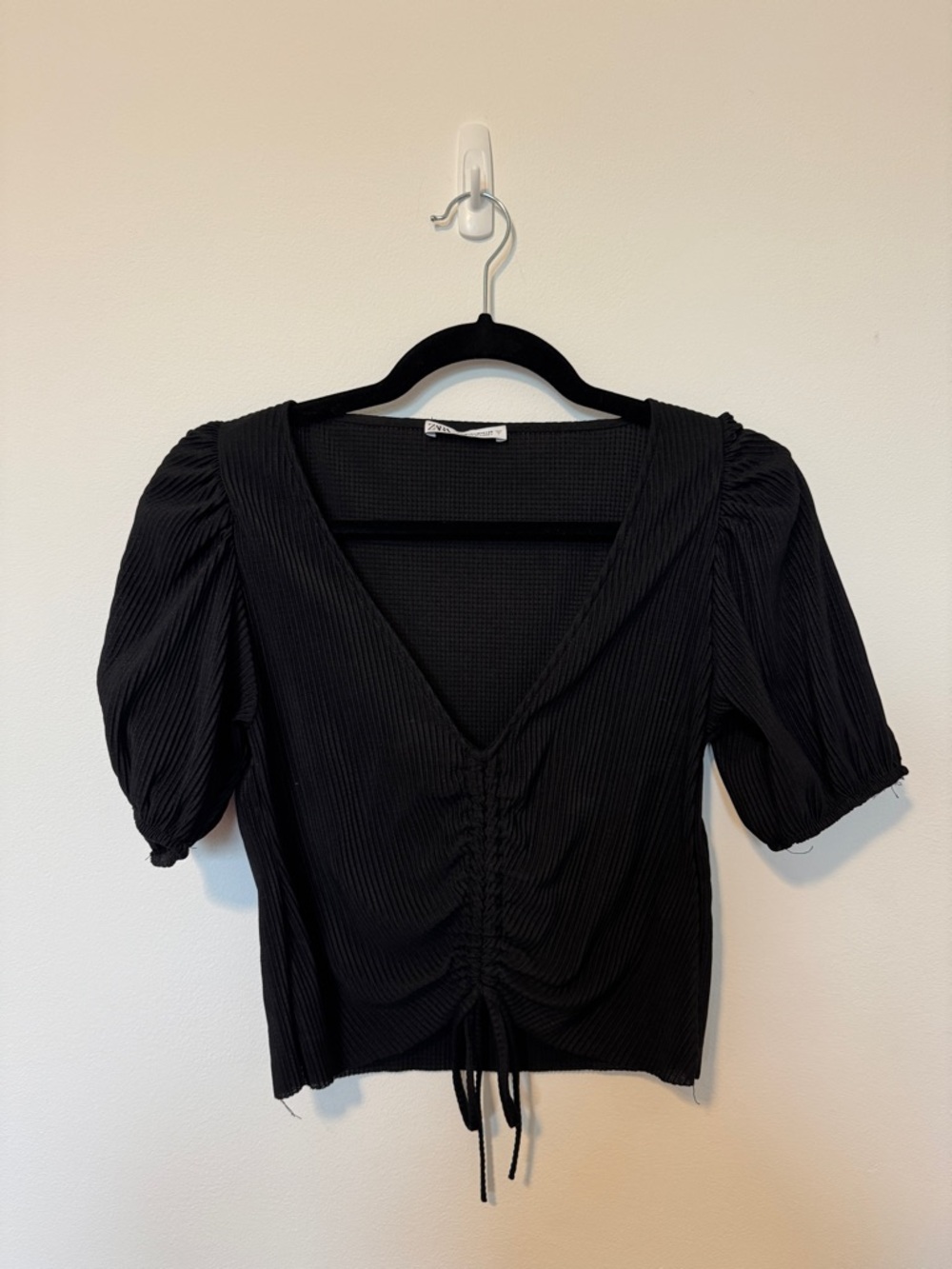 Zara Black Gathered V-Neck Short Sleeve Top